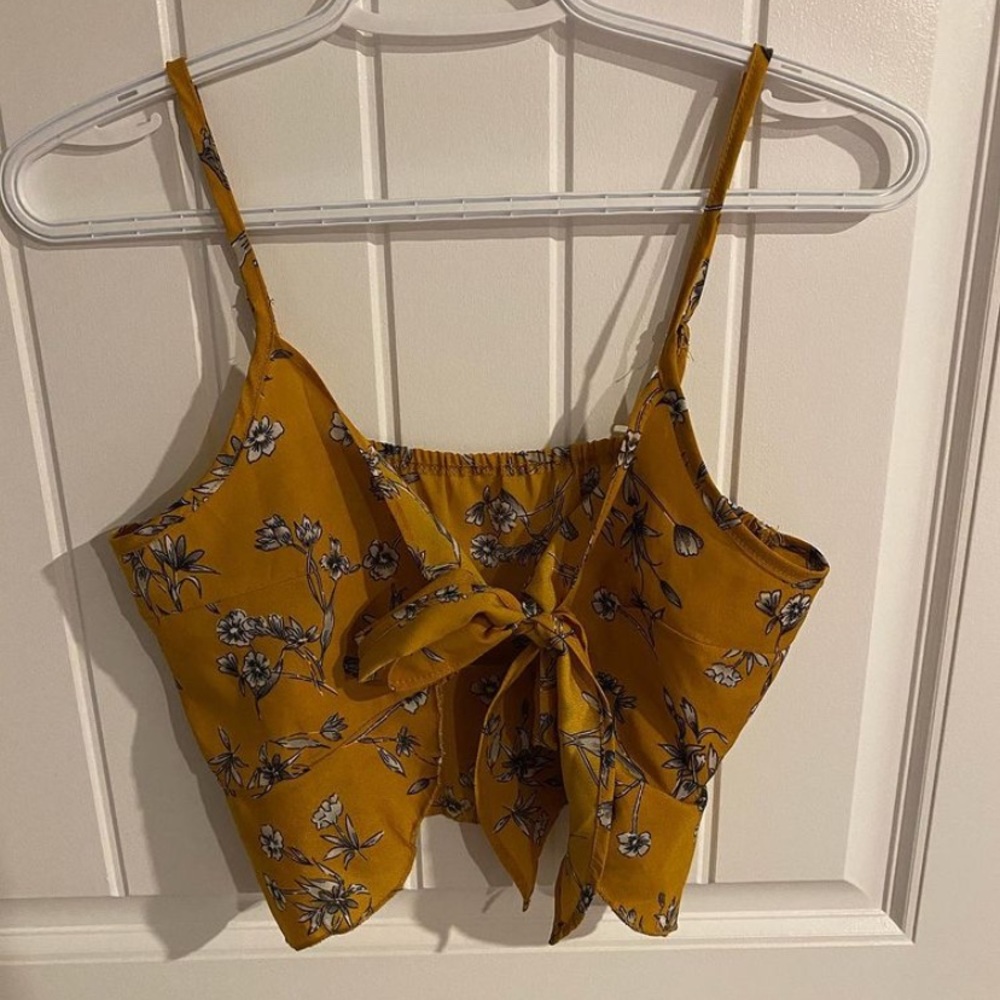 Tie Crop Top